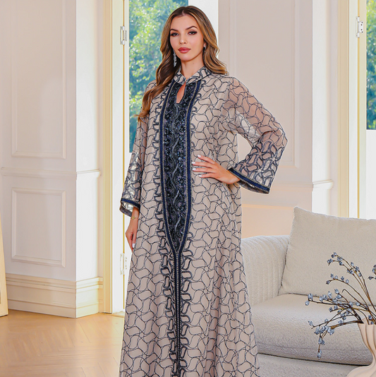 🌙 Robe longue élégante – Broderies raffinées & coupe fluide