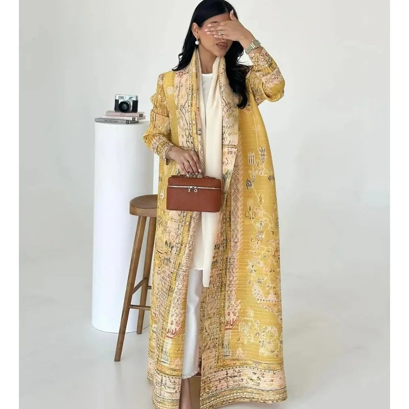 Robe-cardigan plissée imprimée – élégance artistique (abaya)