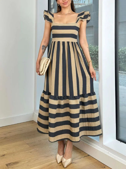 Robe midi ajustée – Rayures & élégance naturelle