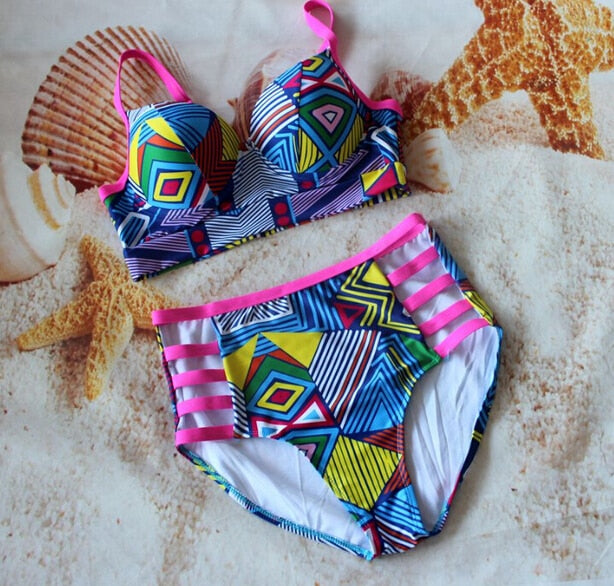 👙 Bikini grande taille push-up – Taille haute & effet ventre plat