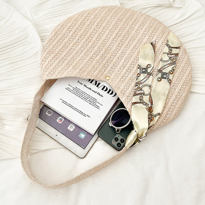👜 Sac demi-lune en paille – Élégance naturelle & style estival