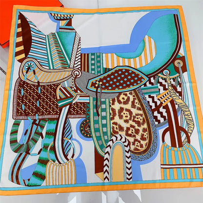 🧣 Foulard carré en soie twill – Motif équestre & finition luxe