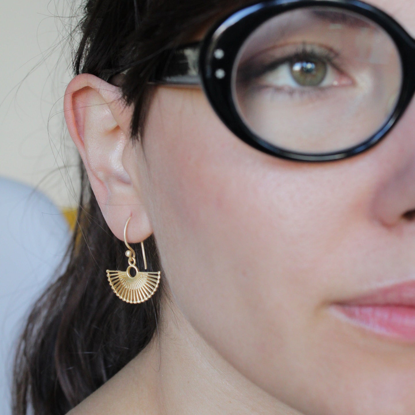 Pendientes ROULETTE de diseño bañados en oro-3