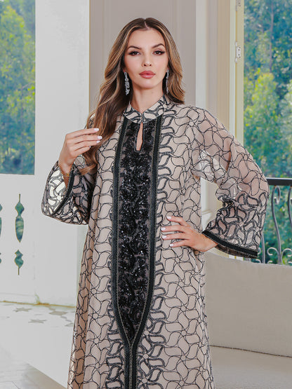 🌙 Robe longue élégante – Broderies raffinées & coupe fluide