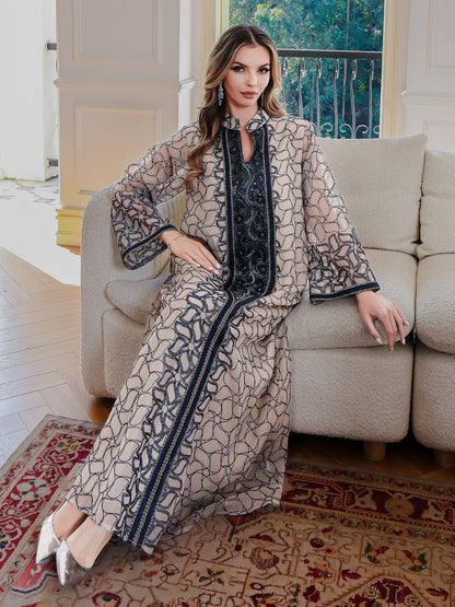 🌙 Robe longue élégante – Broderies raffinées & coupe fluide